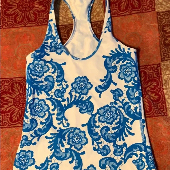 Lululemon cool raceback tank - Picture 6 of 9